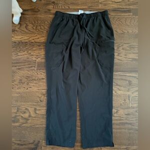 Carhartt black 2XL scrubs with cargo design and tie waist  Men’s or Women’s